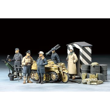 1/48 Tamiya Luftwaffe & Kettenkraftrad Set (THC32412)