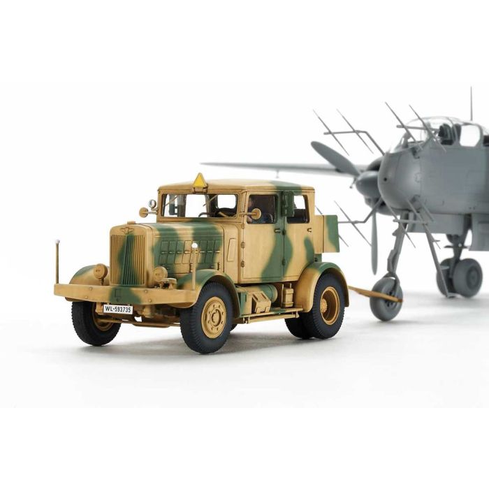1/48 Tamiya Heavy Tractor SS-100 (THC32593)