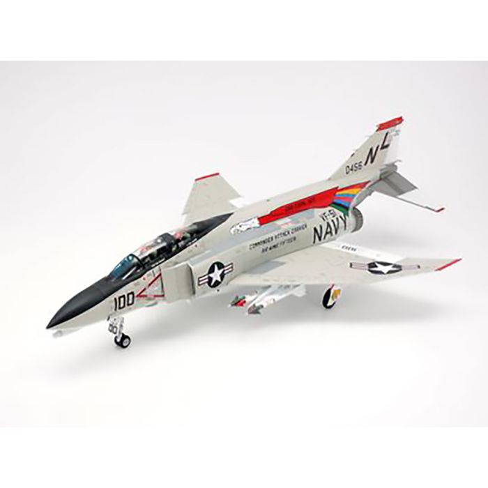 Tamiya 1/48 F-4B Phantom II (THC61121) Tamiya 1/48 F-4B Phantom II (THC61121)