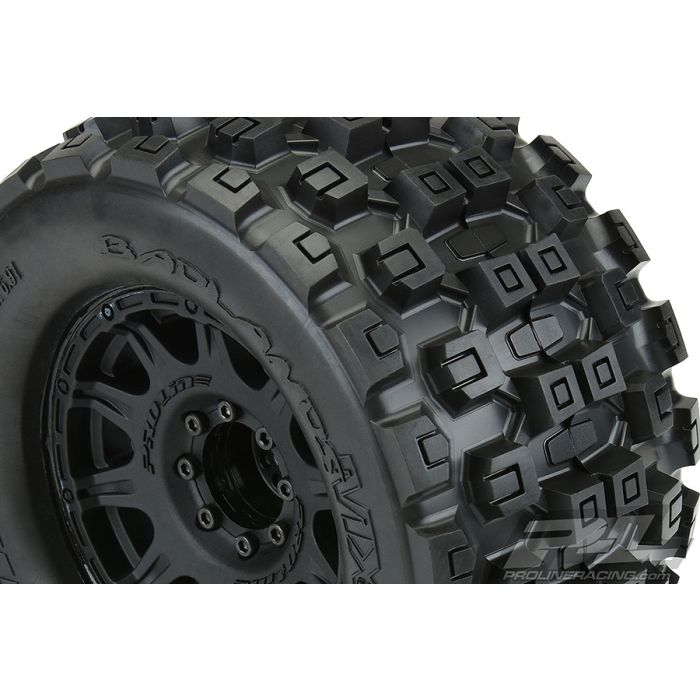 Proline Badlands MX38 3.8" All Terrain Tyres Black Raid Wheels 17mm Hex (PL10127-10)