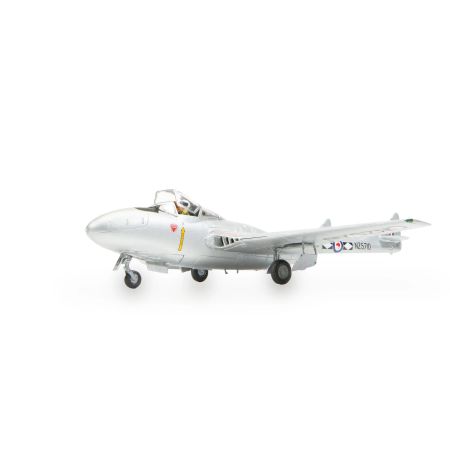 Airfix Hanging Gift Set - de Havilland Vampire T.11 (A55204A) Airfix Hanging Gift Set - de Havilland Vampire T.11 (A55204A)