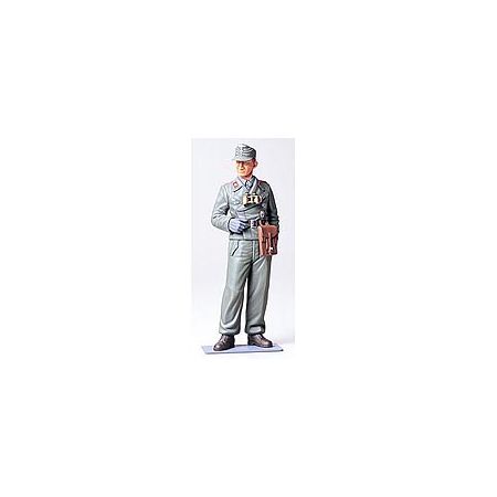 1/16 Tamiya Wehrmacht Tank Crewman 1/16 Tamiya Wehrmacht Tank Crewman