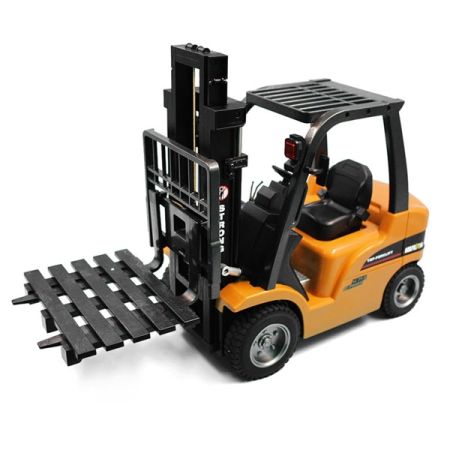 HUINA RC FORK LIFT 2.4G 8CH w/DIE CAST PARTS HUINA RC FORK LIFT 2.4G 8CH w/DIE CAST PARTS