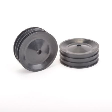 Schumacher Front Wheel Black (pr) - CAT XLS Schumacher Front Wheel Black (pr) - CAT XLS